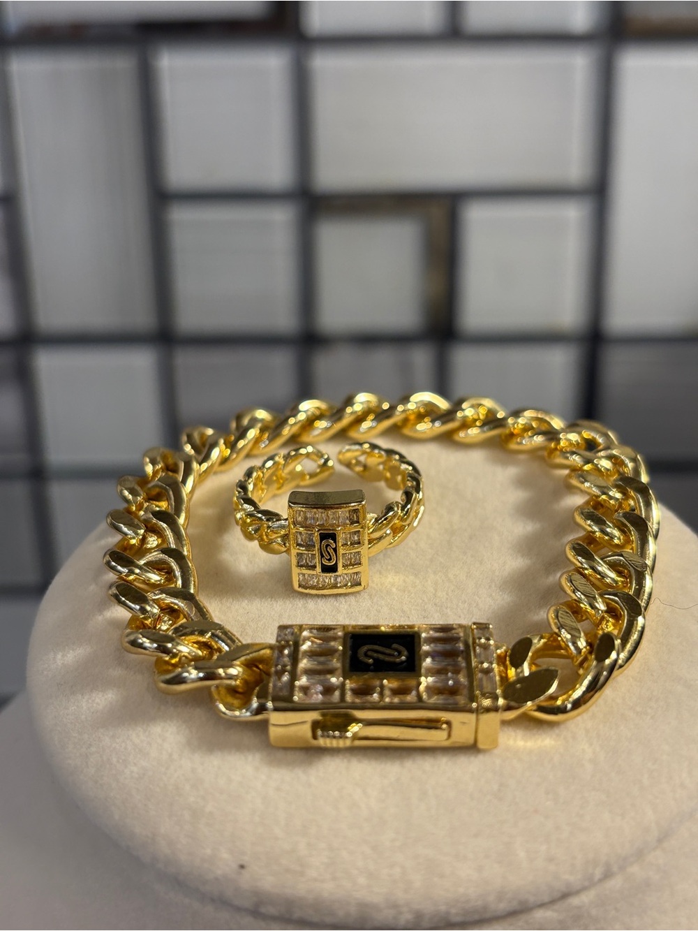 Gold-Tone Link Bracelet and Ring Set - for women laminated gold